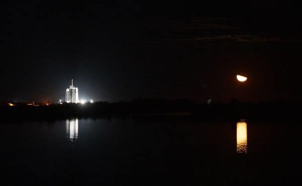 La etapa de cohete de SpaceX impacta en la Luna