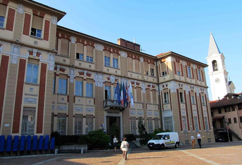 Resta bajo arresto domiciliario el hombre que atropelló a ciclistas en Lanzo Torinese