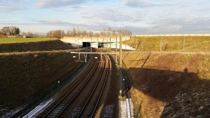 Fünf Piloten durch Laserstrahlen über Dilbeek bei Brüssel Airport gehindert