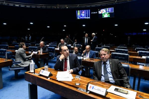 Câmara aprova vetos de Kast à megarreforma