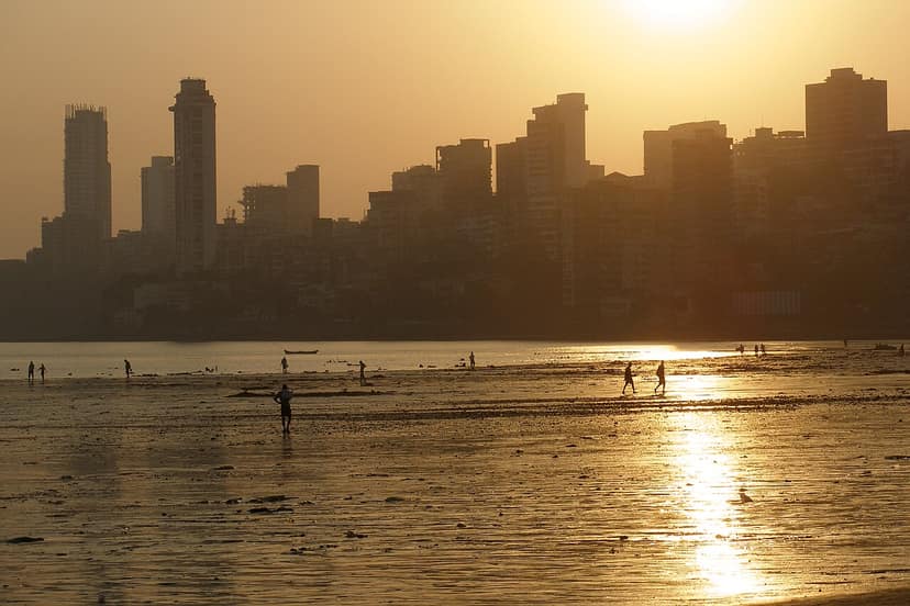 Landslide in Mumbai's Kurla Results in Seven Fatalities and Injuries