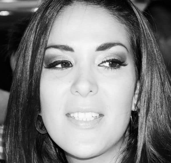 Silvia Cornejo verduidelijkt haar situatie met Jean Paul Gabuteau en Analía Jiménez