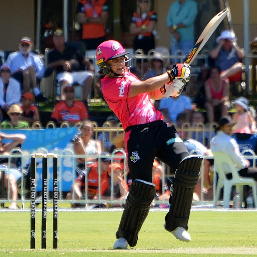 Ash Gardner si scusa in seguito alla polemica dopo la sconfitta dell'Australia contro il Bangladesh