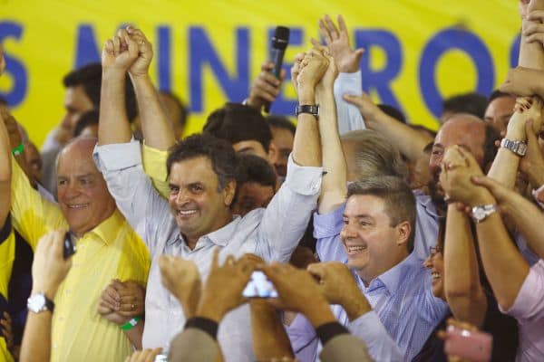 Flávio Bolsonaro e Michelle risolvono attriti mesi dopo le divergenze
