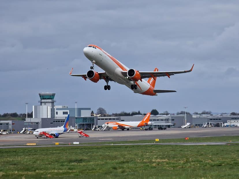 EasyJet akzeptiert Übernahmeangebot von US-Firma Apollo im Wert von 5,7 Milliarden Pfund
