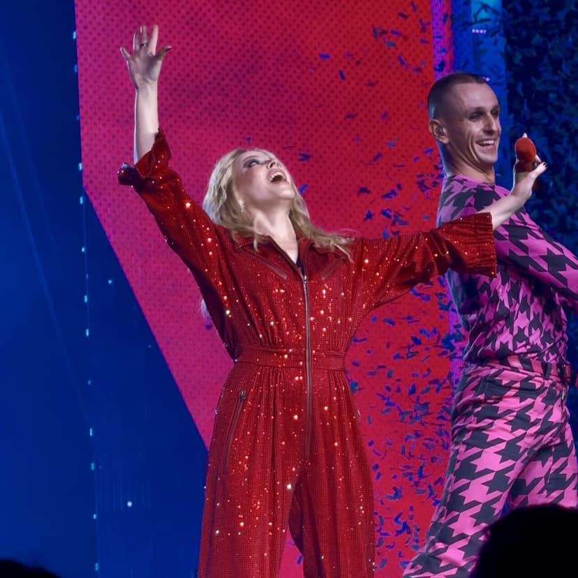 Madonna e Kylie Minogue lanciano Love Sensation (Afterhours Mix)
