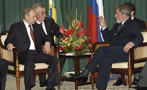 Brazilian Chancellor demands an end to Argentina's aggression towards Lula