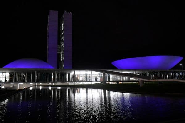 Regierung genehmigt Zahlung von 2,67 Millionen an Lehrer für die Korrektur von Prüfungen