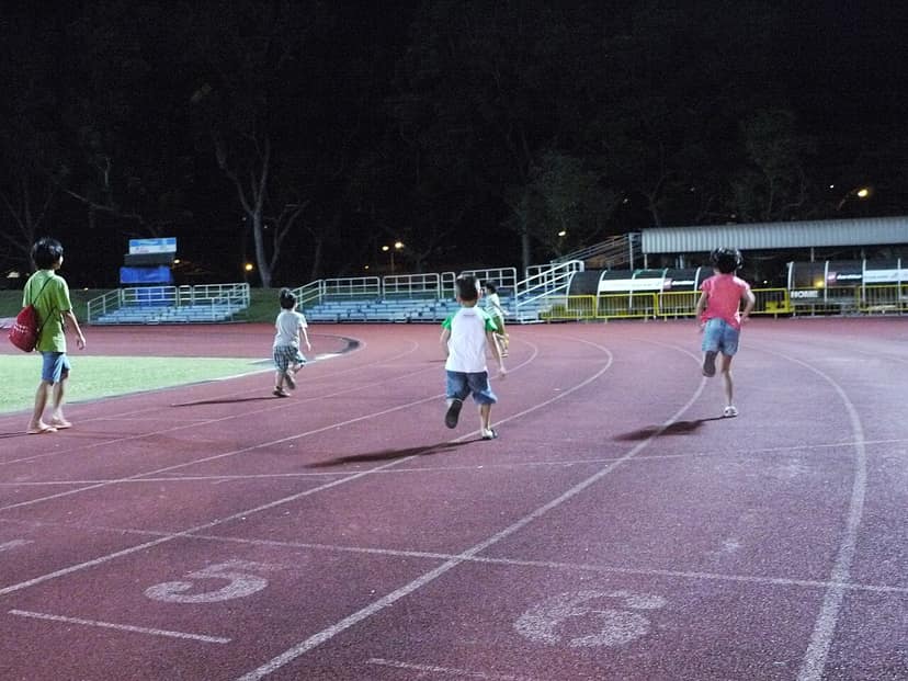 Catarina Baicev ganha título europeu de tiro e recebe felicitações