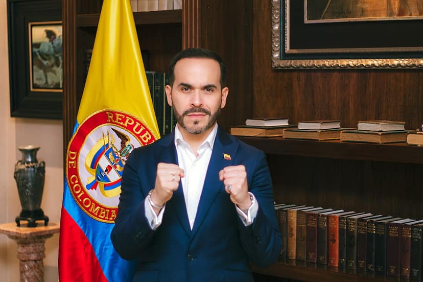 Abelardo de la Espriella sworn in as Colombia's new president