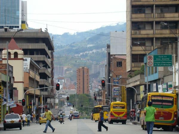 Colômbia sofre consequências do terremoto de magnitude 7,4