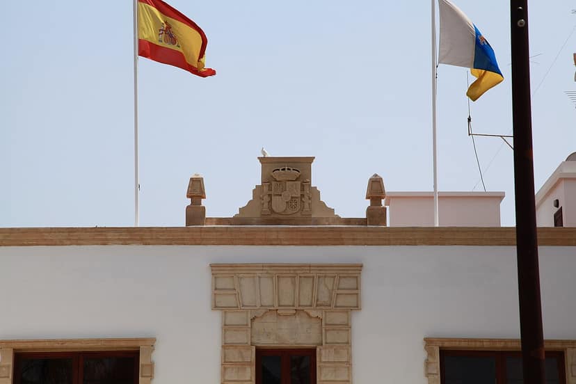 Vivas droht der Regierung mit rechtlichen Schritten wegen der Krise in Ceuta