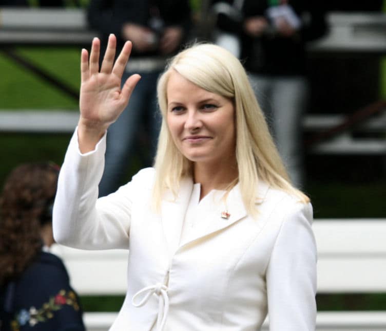 Prisión domiciliaria de Marius Borg Høiby extendida por un mes