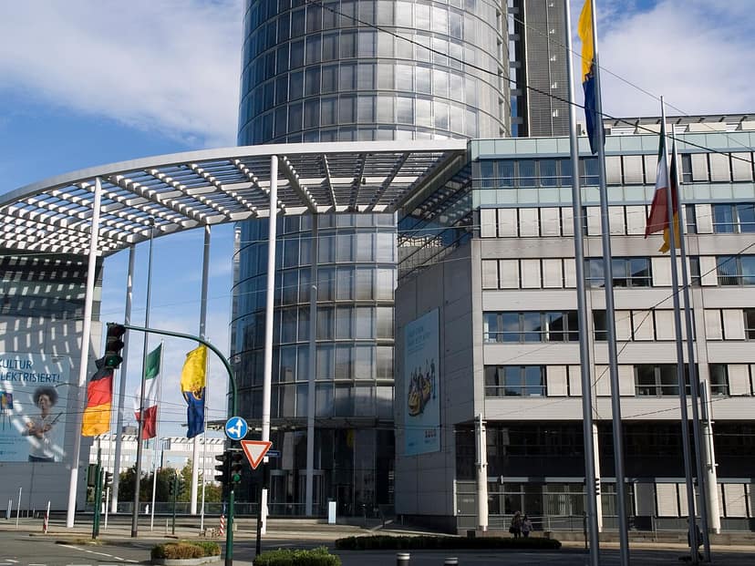 RWE sells offshore wind farm contracts for nearly 1 billion euros