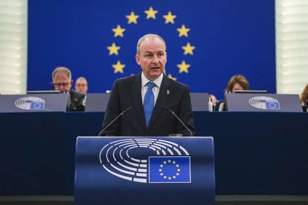 El Labour Busca Acercar lazos con la UE Bajo Burnham, Afirma Nuevo Ministro