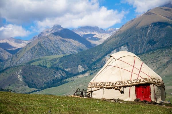 Grupo de alpinistas desaparece no Quirguistão, incluindo bielorrussos e letão