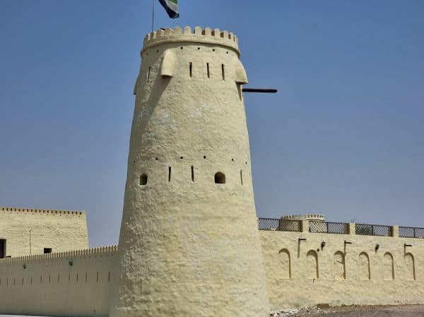 EAUU acusa a Irán de atacar dos buques petroleros en el estrecho de Ormuz