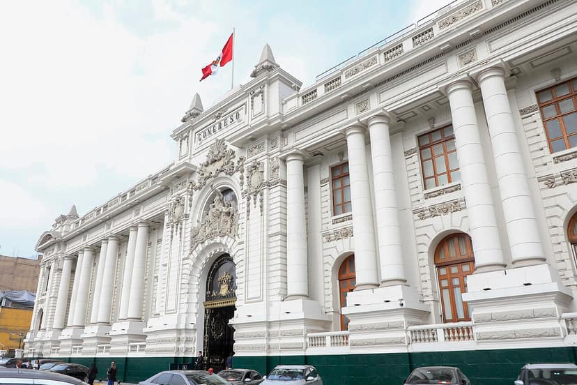 Economy Minister modifies holiday proposal in Peru